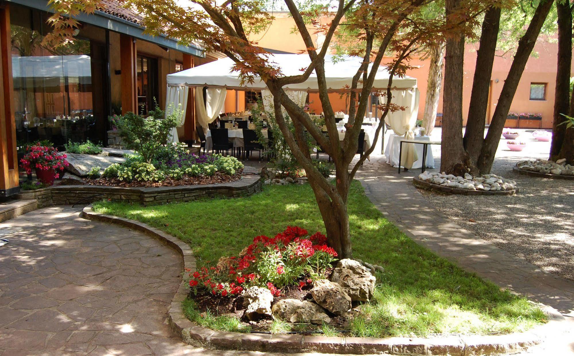 Albergo Ristorante Sant'Eustorgio Arcore Luaran gambar